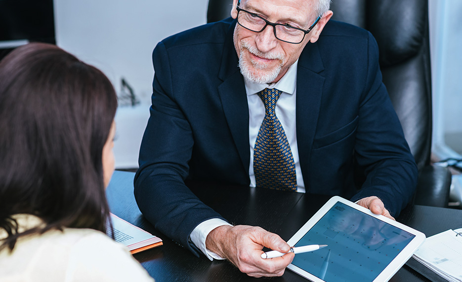 بررسی اخبار کنکور سراسری و ارائه برنامهریزی مرحلهای همراه با مشاوره حرفهای